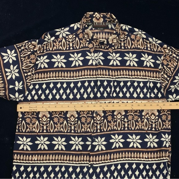 TRIBES Lt Wt Nepalese Floral Shirt - Picture 4 of 6